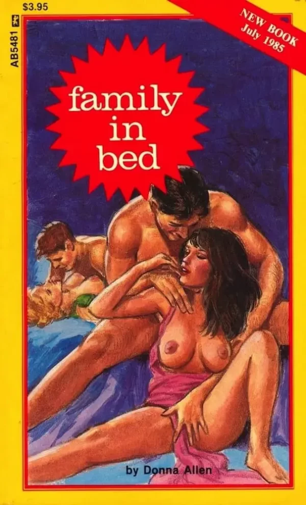 AB-5481 Family in Bed